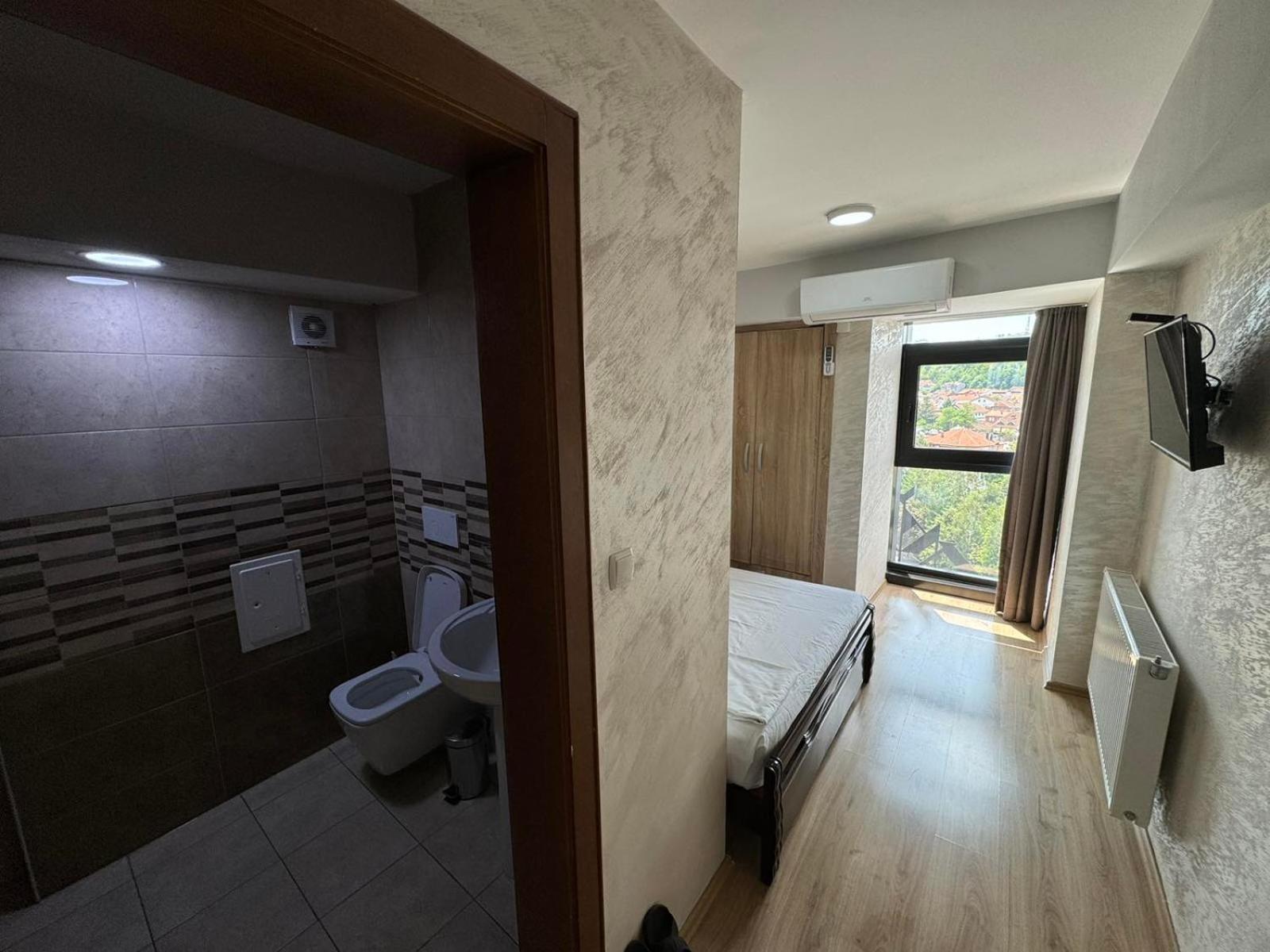 Hotel Pashtriku Gjakova Eksteriør billede